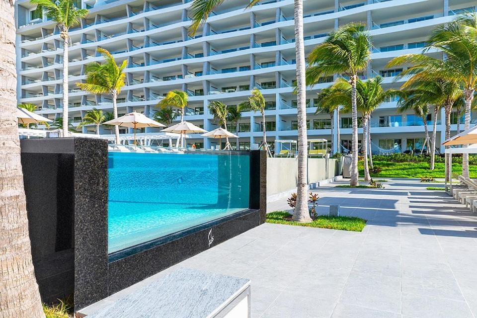 Garza Blanca & Resort
